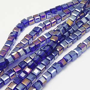 CRB18-18 crystal faceted cube - blue violet CRB18-18 crystal faceted cube - blue violet