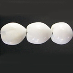 NBK25-7 - kukui nuts - white