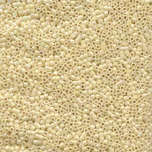 DB157 - Miyuki Delica Beads - opaque cream AB