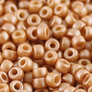 SBP6-330 - Matubo Czech size 6 seed beads - pastel amber