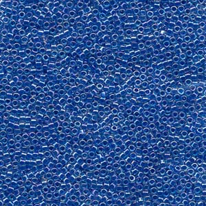 DB077 - Miyuki Delica Beads - colour lined blue AB