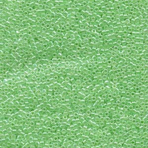 DB237 - Miyuki Delica Beads - lt green ceylon lined crystal