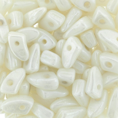GBPR-350 - Prong beads - Opaque white lustre