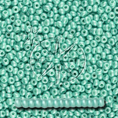 SB6-PL-16 - Preciosa Czech seed beads - PermaLux Wintergreen